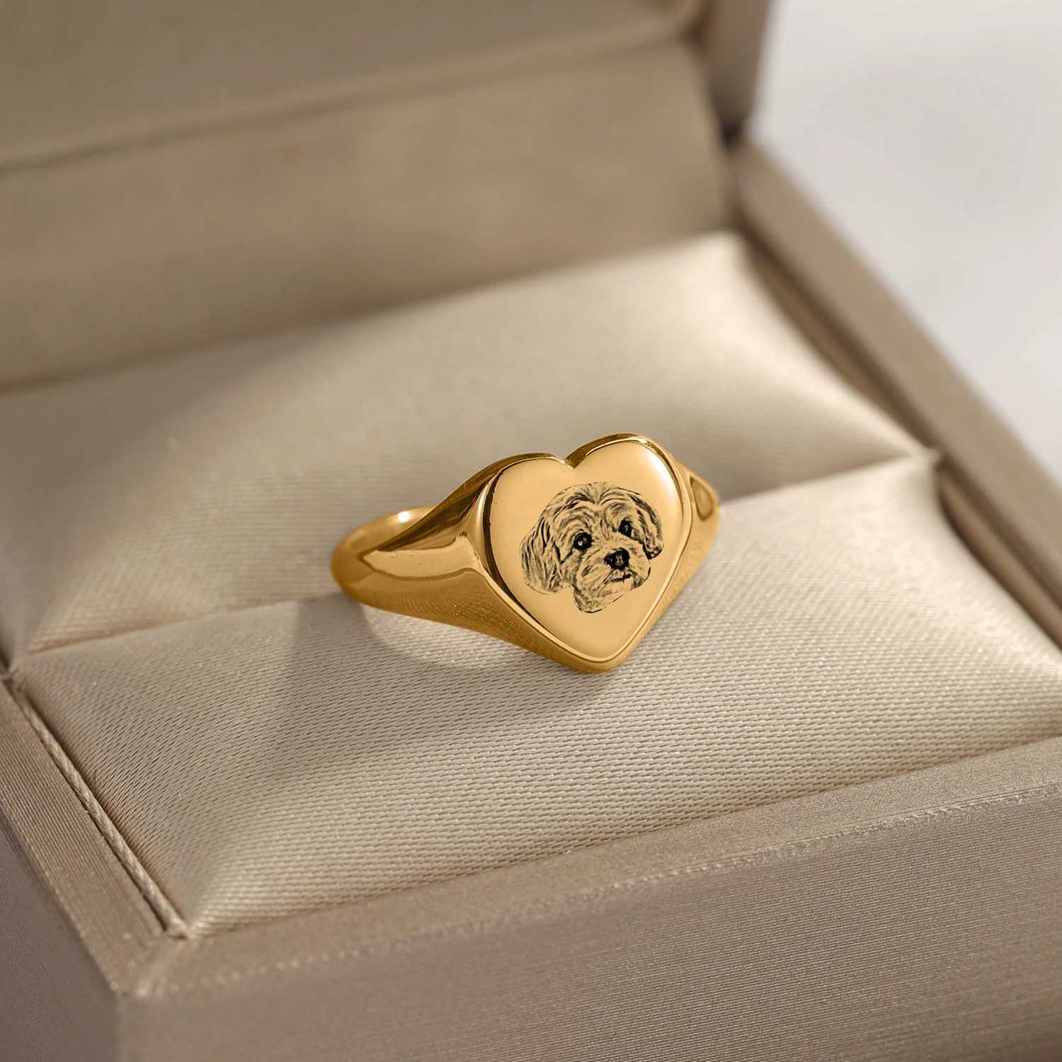 Custom Pet Photo Engraved Portrait Ring Personalized Signet Minimalist Souvenirs Picture Heart Stainl Steel Engraved RingXJ250514