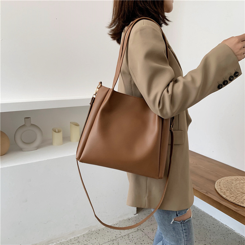 Free Delivery Designer Bag Baobao Large Capacity Shoulder 2025 Fashion Korean Version Trend Crossbody Student Handheld Women's Tote Bag Luxury Ba
