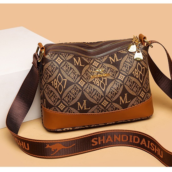 2025 Designer's Bag New Large Capacity Middle-aged Female Mother Simple And Versatile Crossbody Soft Leather Women's Bag High-end Single Sho