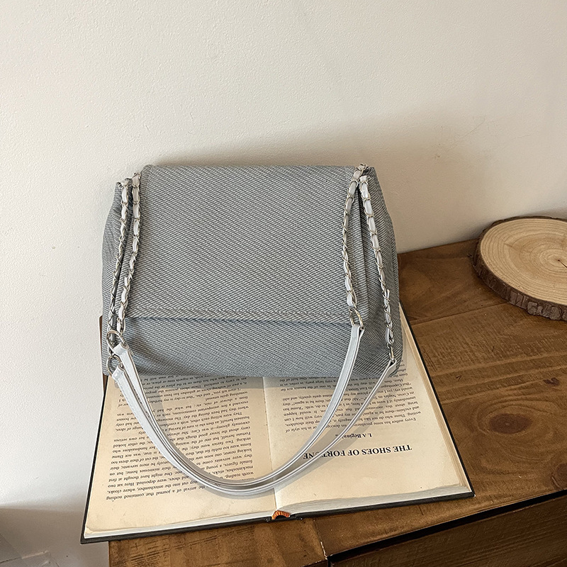 2025 Spring And Summer New High Quality New Free Delivery Designer Bag Texture Chain Tote Luxury Bag For Women Versatile Large Capacity Shoulder Bag W