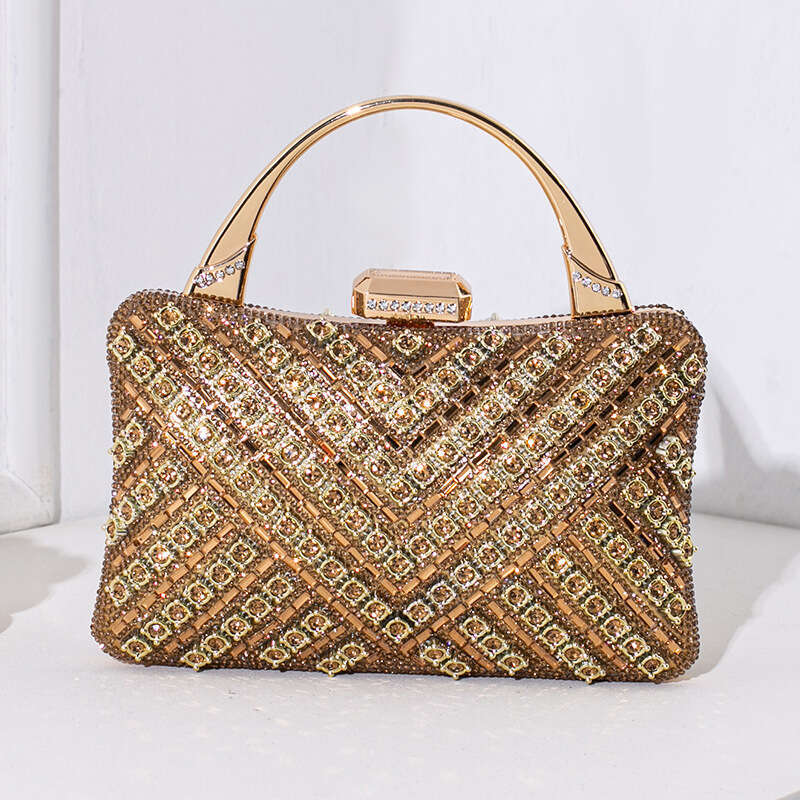 Design a dinner European and American retro banquet handbag, high-end feeling, dia inlaid women's bag, 2025 new casual versatile fashion