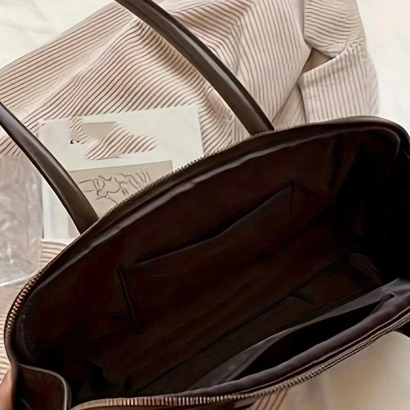 Fi Portable Baguette Bag High-quality Pu Large-capacity Bowling Underarm Shoder Bag Niche Design Light Luxury Z250514
