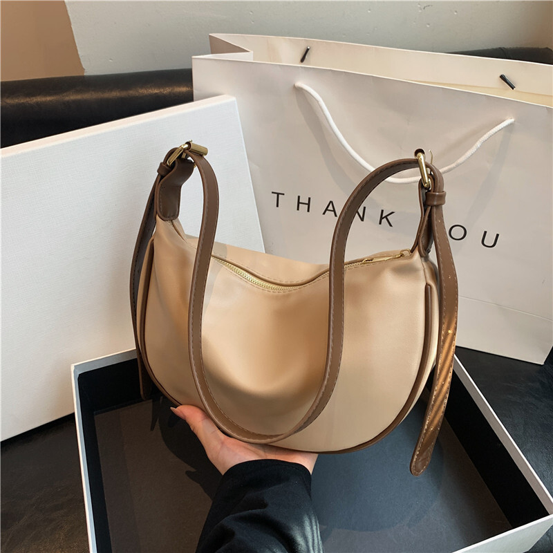 Free Delivery Designer Bag Soft Leather Large Capacity Fashionable Minimalist Leisure 2025 Autumn And Winter New Versatile Korean Version Crossbody Du