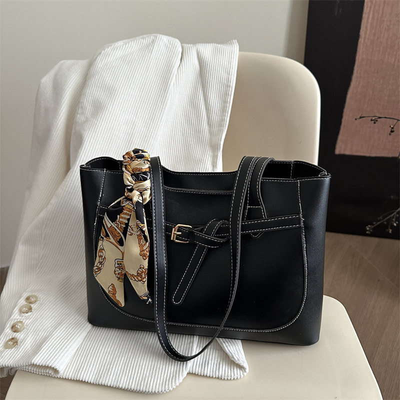 New Free Delivery Designer Bag Bag Women's 2025 Spring/summer New Korean Style Fashionable Large Capacity Tote Bag Luxury Bag For Work Commuting 