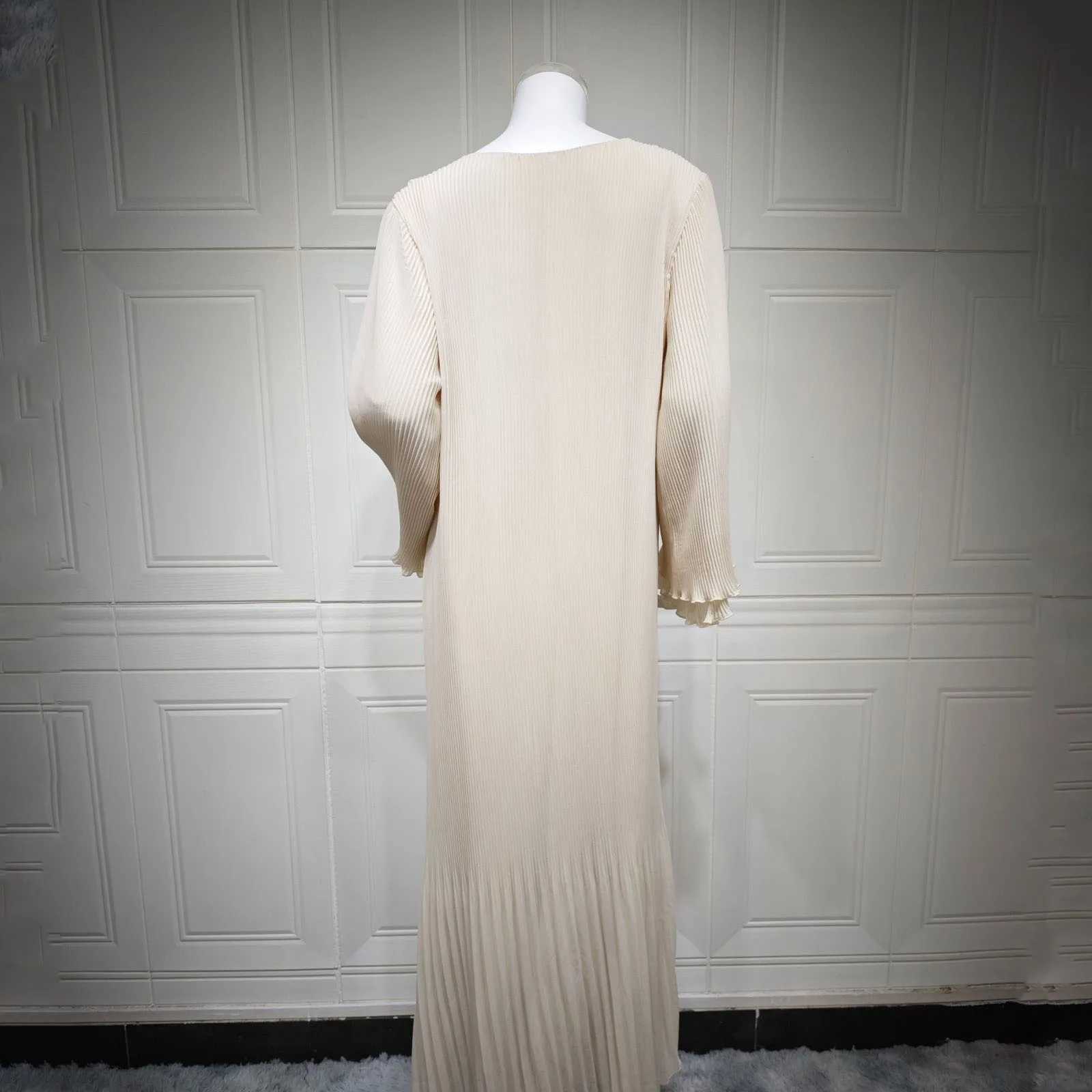 Women Muslim Modest Closed Pleated Dresses Long Slve Abaya Kaftan Basic Islamic Eid Clothes Dress Musulmane Femme Vestidos New X2505141