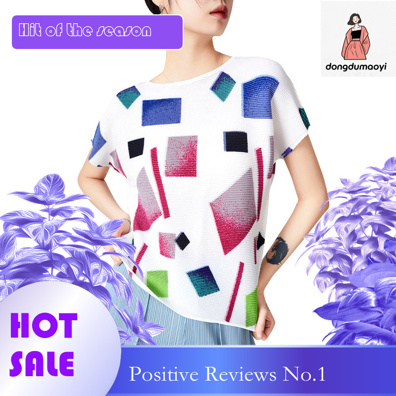 dongdumaoyi Miyake Printed T-shirt for Women, 2024 New Style, Wrinkled Luxury, Unique and Beautiful Small Shirt, Design Sense Top