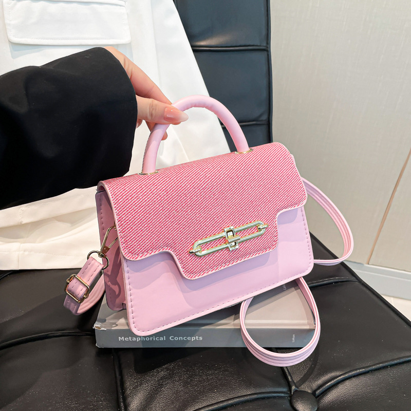 Luxury Bag New Free Delivery Designer Bag Large Capacity 2025 Spring New Lock Fashionable Splicing Women's Trendy Cross Shoulder Small Square Bag