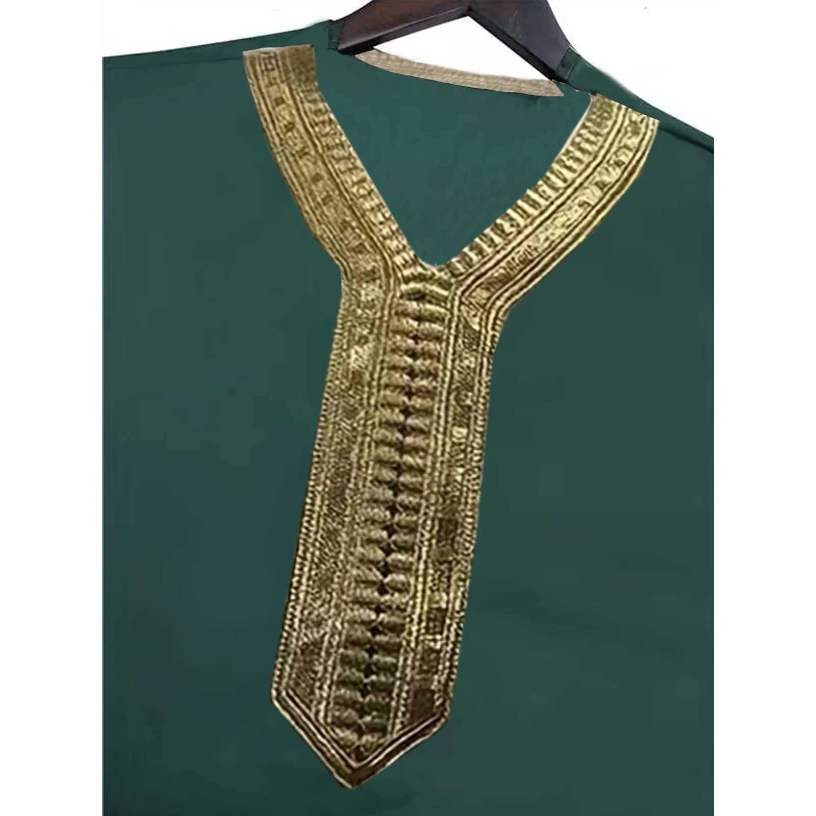 2025 Muslim Fashion Men Jubba Thobes Arabic Pakistan Dubai Kaftan Abaya Robes Islamic Clothing Saudi Arabia Black Long Blouse Dress X2505141
