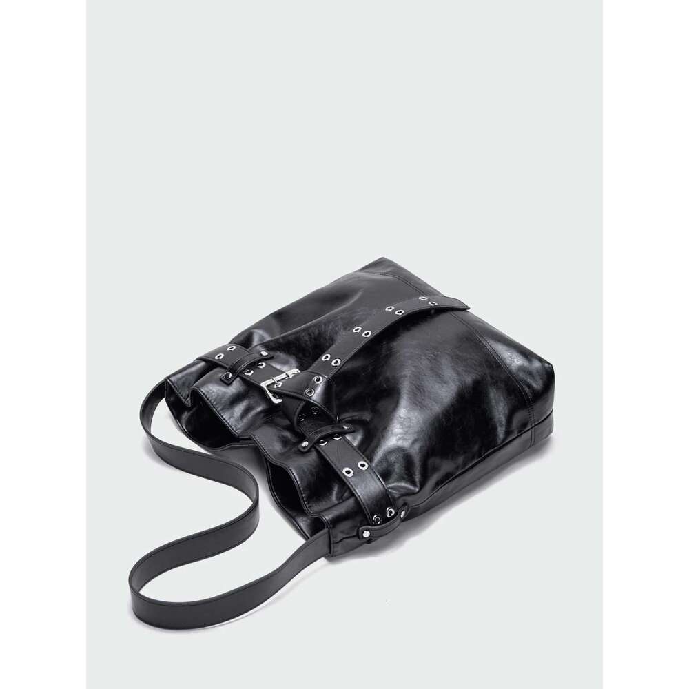 Belt Oil Wax Leather Tote Large Capacity Commuter Bucket Casual Soft Versatile Shoulder Bag