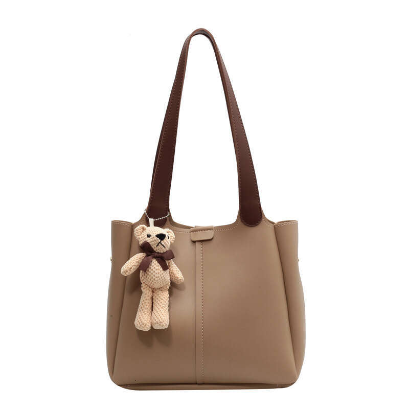 This Year, The New 2023 Spring/Summer High-Capacity Tote Bag Is Popular For Women's Single Shoulder Bags, And High-End Fashion Bags