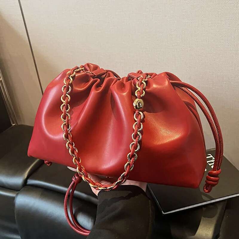Brand Drawstring Crinkled Leather Simple Cloud Chain Handbag Pleated Multi Functional Commuting Fashion Shoulder Bag