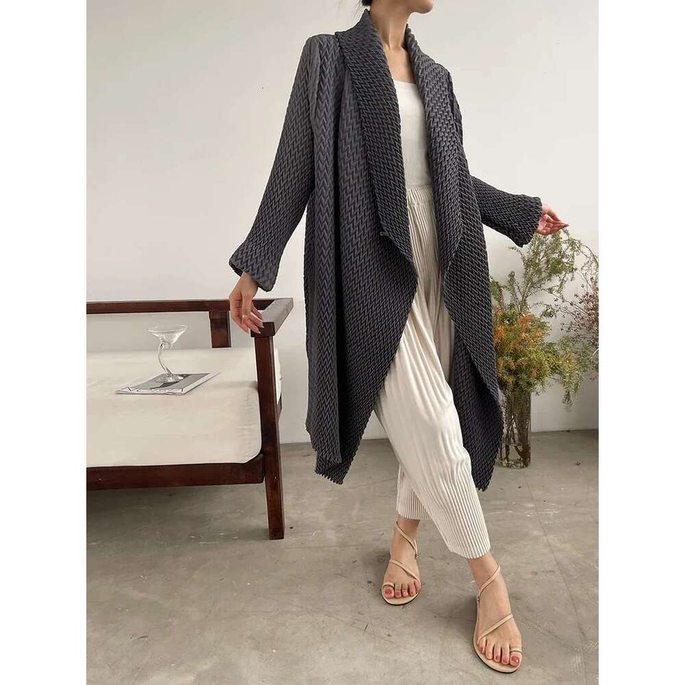 Fold Miyake These Spring New Small Stroke All-matching Temperament Sleeve Solid Color Medium Long Trench Coat