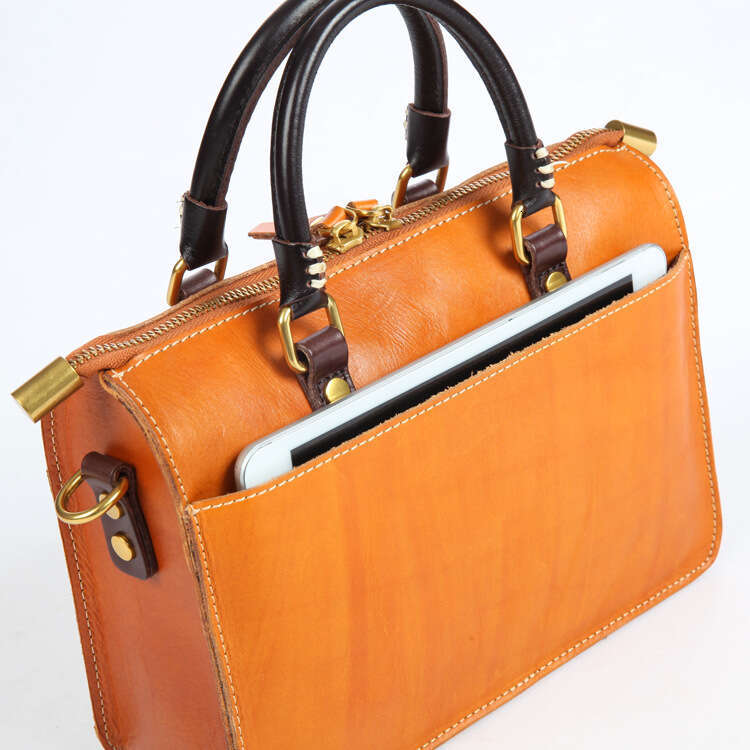 2025 New College Style Messenger Crossbody Genuine Leather Women's Bag, Vegetable Tanned Cowhide Hand Pulled Pattern Handmade Bag