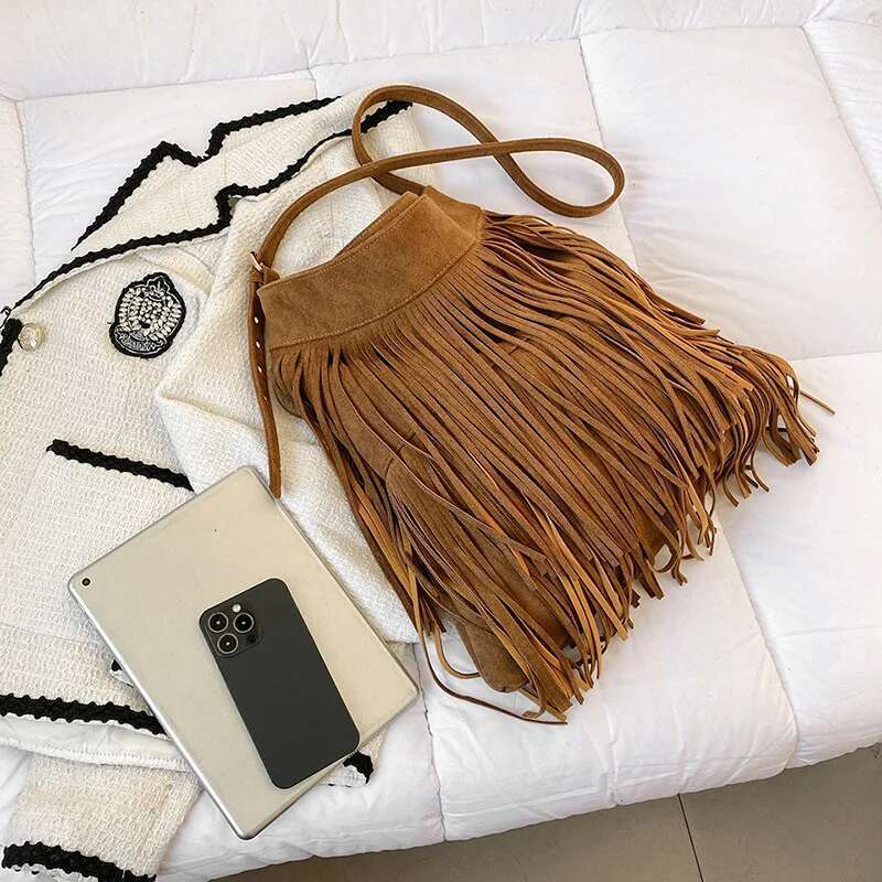 Fashionable Tassel Shoulder Bag, Large Capacity Crossbody, Retro Frosted Bag For Women