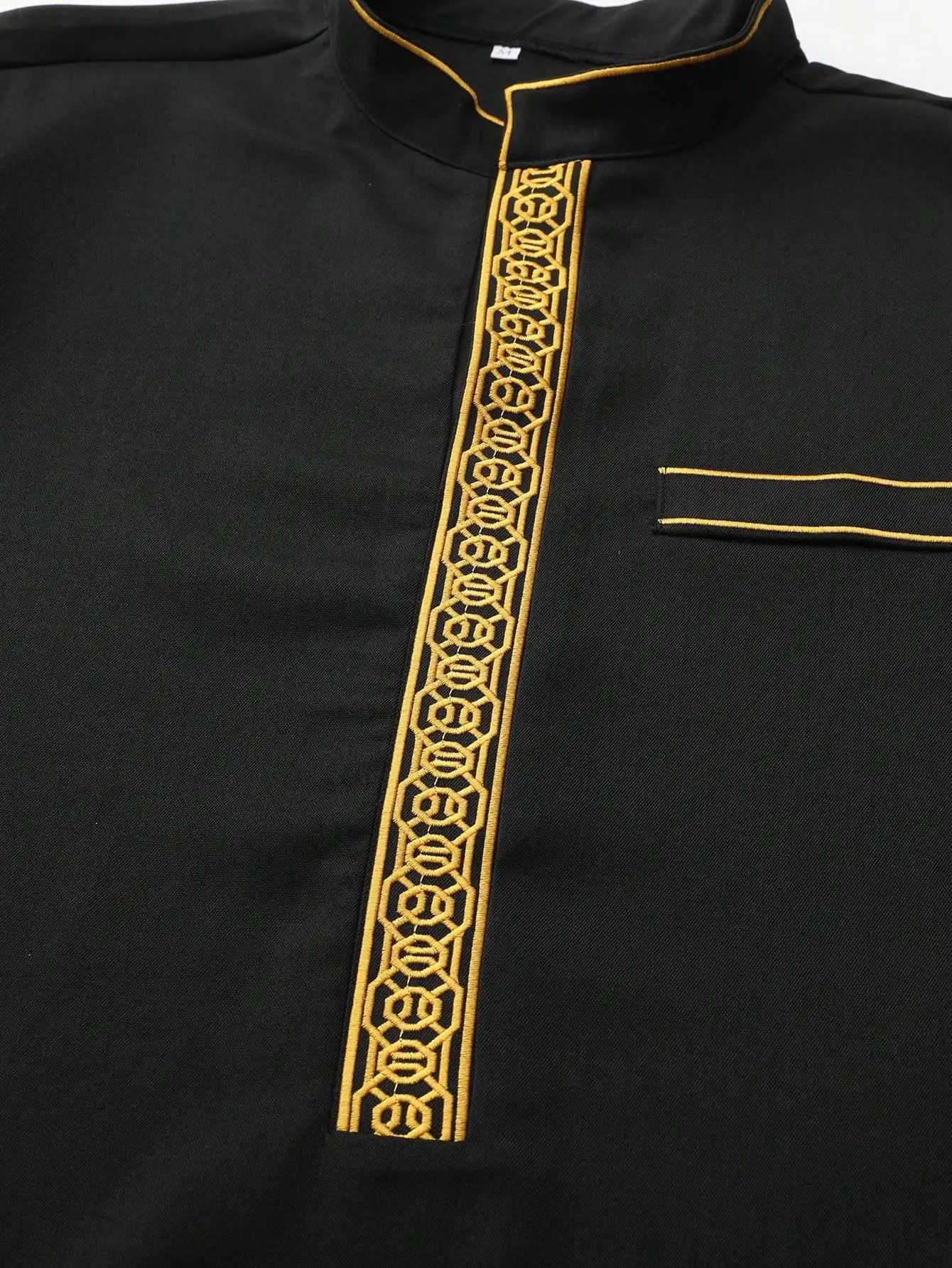 New Muslim Traditional Mens Robe Black Elegant Luxury Embroidered Mens Robe Simple Casual Loose Robe X250514