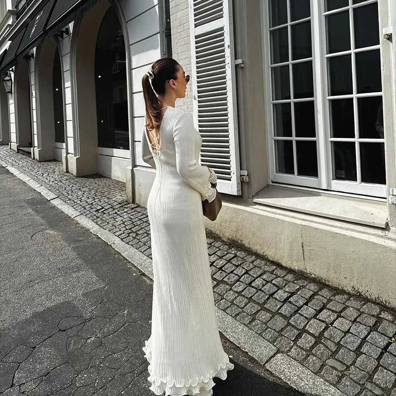 Ruffles Pleated Loose Long Dress Women Autumn Winter Fashion White O Neck Flare Elegant Party Dresses Female Streetwear OutfitsXJ250514