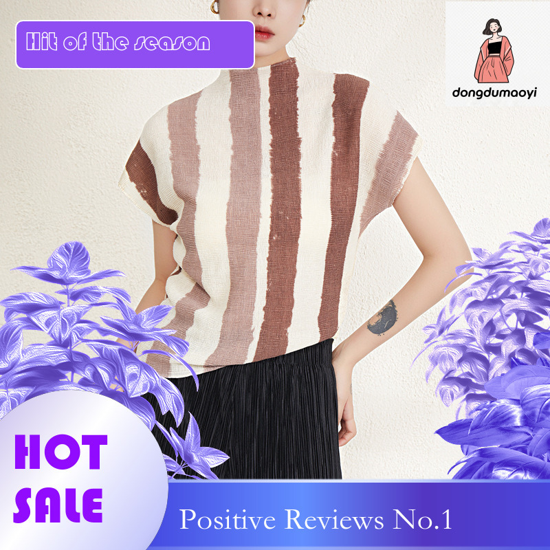 dongdumaoyi Simple color blocked striped round neck pleated top summer, loose and slimming, versatile short sleeved T-shirt for women