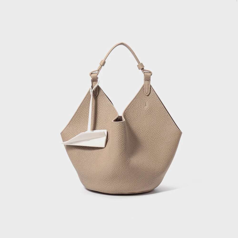 VOAETEC Leather Bucket Niche Design Large Capacity High-End Feeling First Layer Cowhide Handbag Vegetable Basket Bag