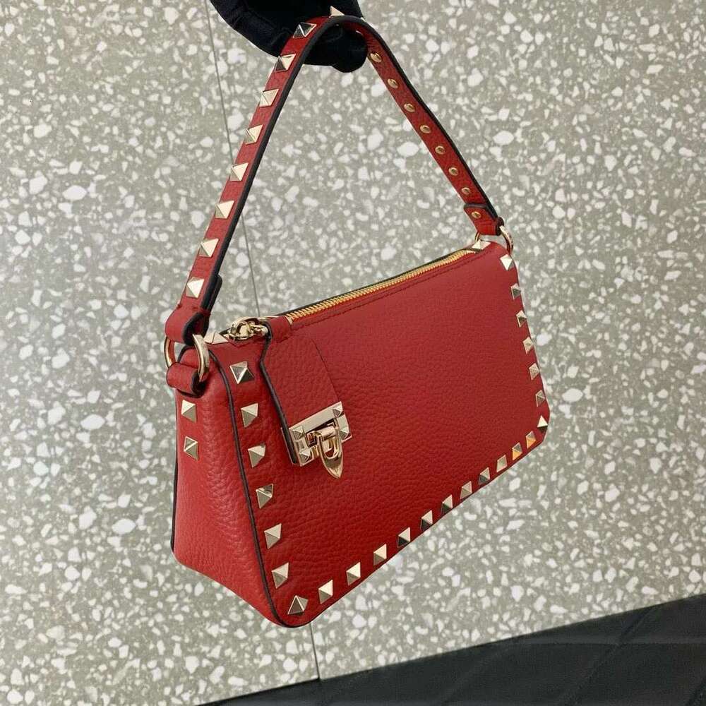 Women's Shoulder Diagonal Cross Bag Handbag Rivet Decoration Genuine Eather Material 2025 New High-Quality Fashionable