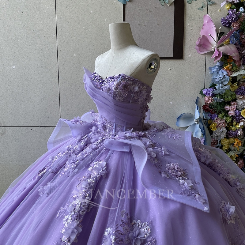 Lavender Shiny Quinceanera Dresses Off Shoulder Ball Gown Sweet 16 Dress Applique Flower Beads Tull Birthday Party Vestidos 15 De Anos