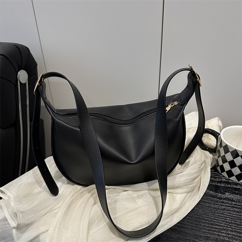 Solid Color For Women 2025 New Free Delivery Designer Bag New Model Internet Celebrity Simple Single Shoulder Underarm Soft PU Luxury Bag Crossbody Ba