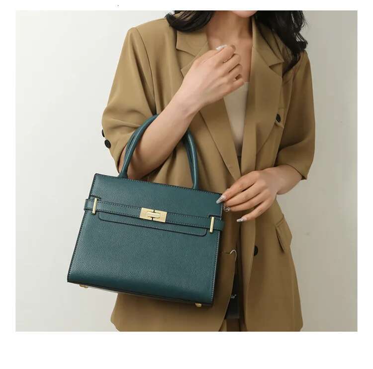 Bag Handbag Women's New Large Capacity Shoulder Bag, Light Texture Crossbody Mother Bag