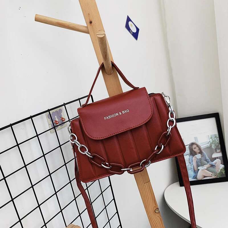 New bag chic daily handbag women's shopping shoulder bag designer pleated leather classic bag red handbag thick chain shoulder bag trendy diagona