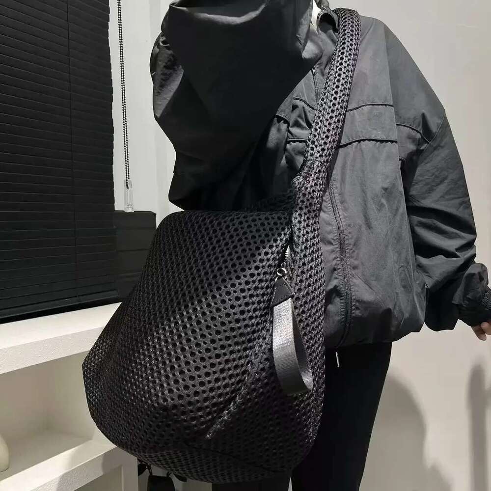 Ladies' Fashionable Mesh Nylon Lightweight Diagonal Cross With Large Capacity Ing Casual Shoulder Bag