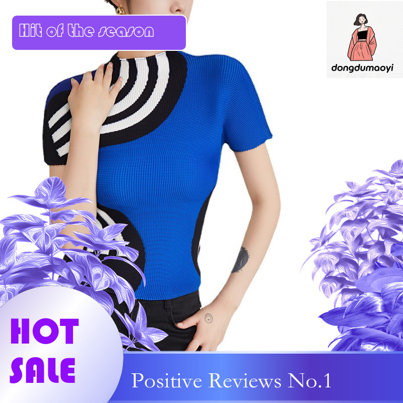 dongdumaoyi Design sense, female niche, summer new style, contrasting color splicing, half high neck T-shirt, sleeved three house top, pleated short t