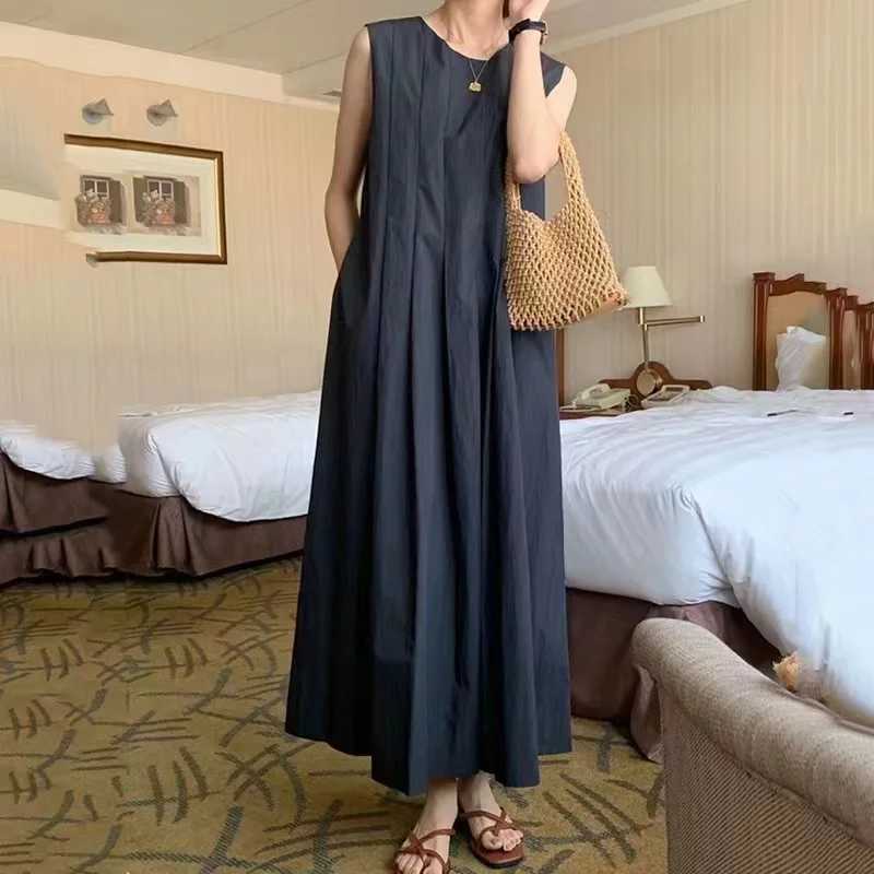 REALEFT Summer Solid O-Neck Pleated Womens Tank Dresses 2024 New Korean Sleeveless Casual Loose A-Line Dresses Pockets FemaleXJ250514