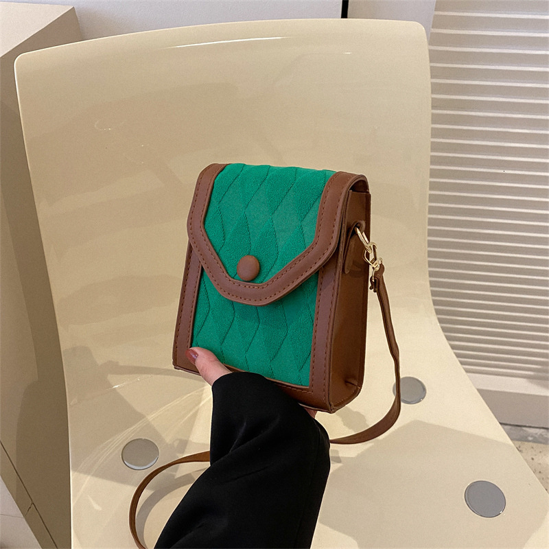 Free Delivery Designer Bag Online Celebrity Patchwork Lingge Small In Early Spring 2025 New Fashion Single Shoulder Crossbody Textured Mobile Phone Fo
