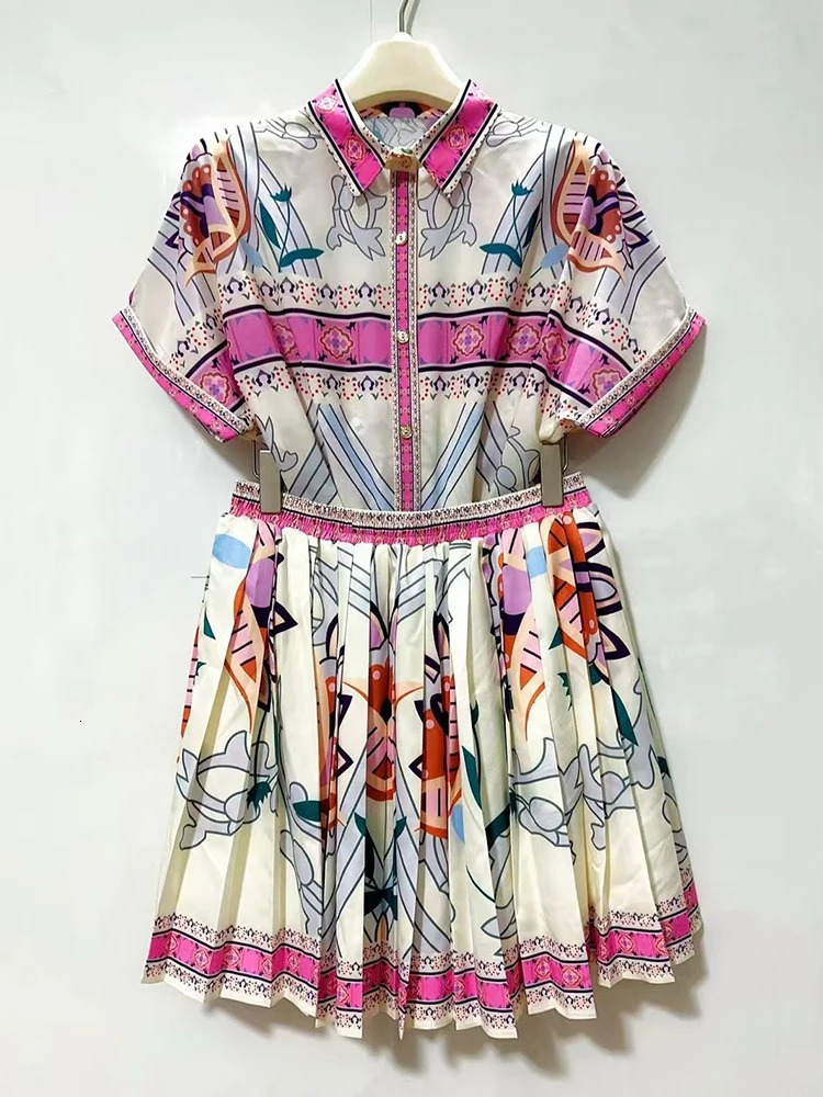 Summer Womens retro geometric positioning printed shortsleeved shirt twopiece set loose pleated skirt fashion 250514