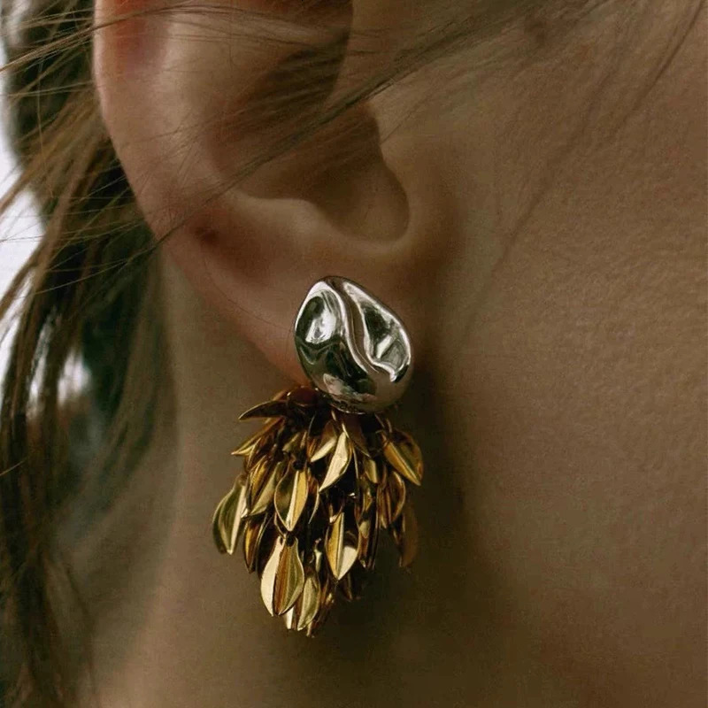 Vintage Unique Tassels Fancy Stud Earrings Women Trendy Fashion Jewelry Party Gifts Exquisite Geometric Accessories Cute QD331 250513
