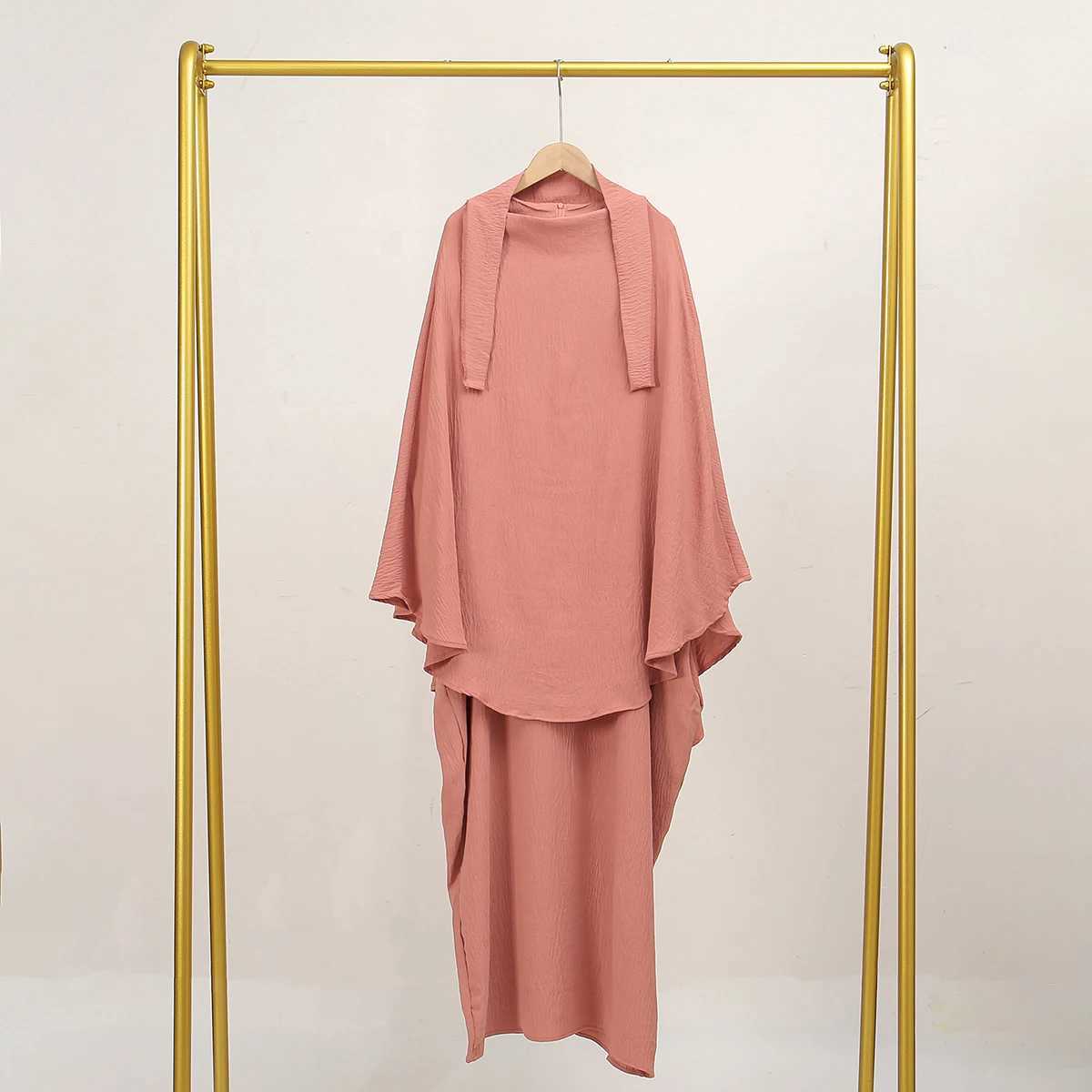 Long Khimar Islam Cloth Jilbab Ramadan Two Piece Jilbab Prayer Set Abaya for Woman Batwing Hijab Dress Muslim Kimono Kaftan Robe X2505141