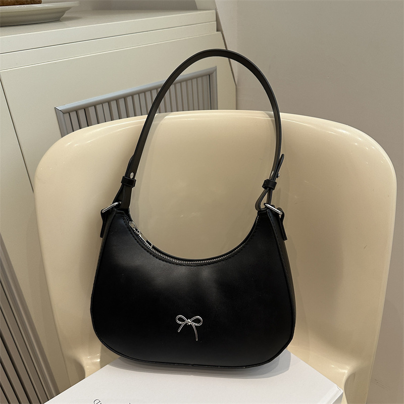 Free Delivery Designer Bag End Armpit Small For Women 2025 Autumn New Fashion Versatile Shoulder Niche Design Uette Hand Luxury Bag