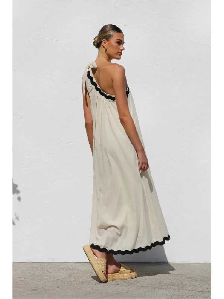 Solid Color Casual Dress For Lady 2025 Summer New French With Sloping Shoulders Lace Up Temperament Vacation Style On DressesXJ250514