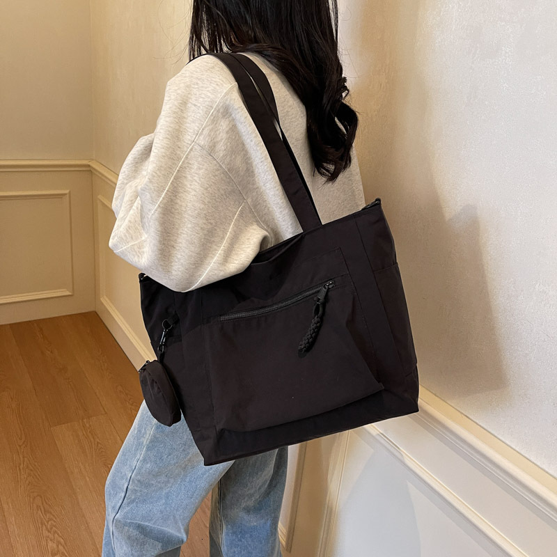 Lazy style large capacity canvas for women 2025 new fashion student class computer bag, one shoulder portable tote bag