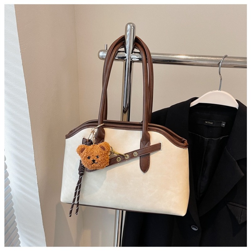 Versatile Womens Designer Shoulder Satchel Chic Soft Leather & Timeless Aesthetic