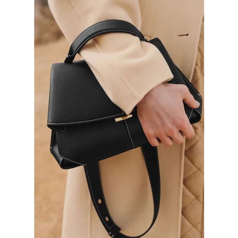 New Leather For Women, Niche Design, Fashionable Pleated Shoulder Bag, Smile Bag