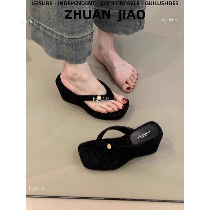Top brand, high-quality, all new designer shoes, short, high, thick soled flip flops for women's outdoor wear, slanted sandals, French high heels