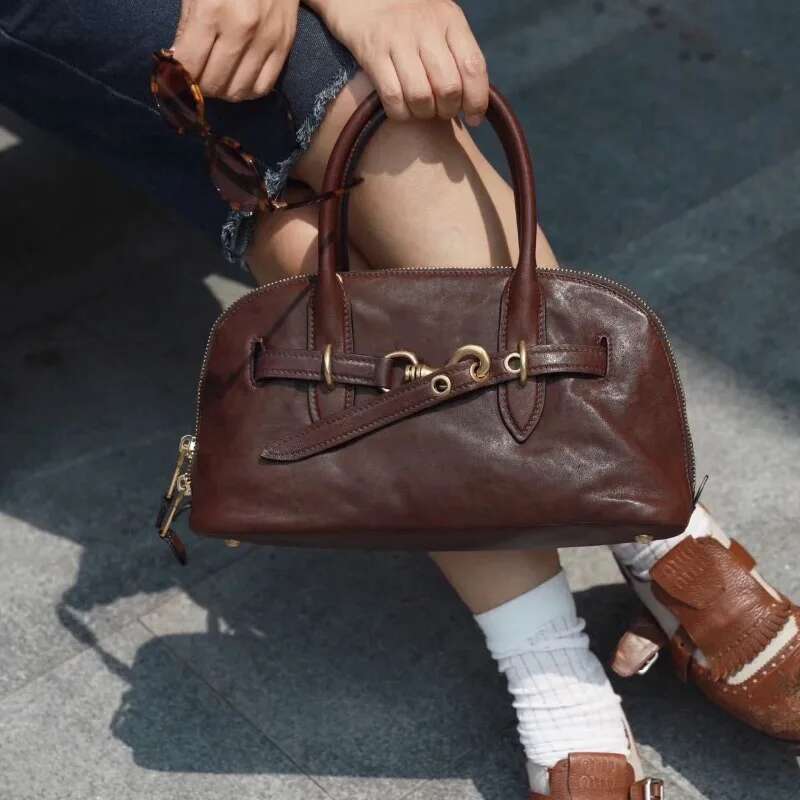 MM High Quality Cowhide Shell Bag Retro Portable Leather Bowling Tote Bag.