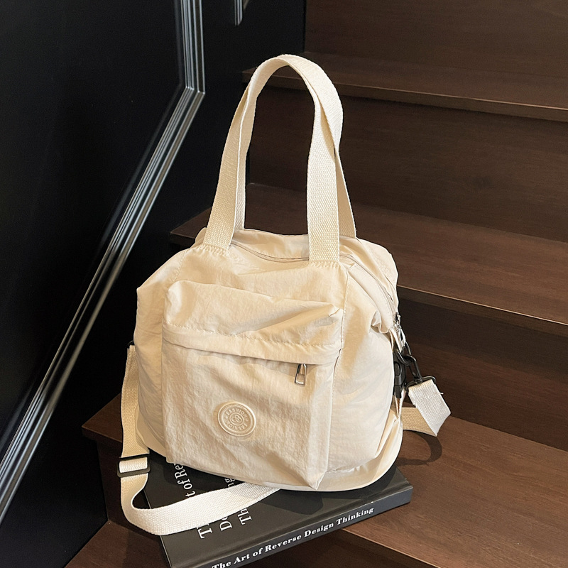 Hot selling women's 2025 new universal high-end atmospheric large capacity shoulder bag, crossbody bag