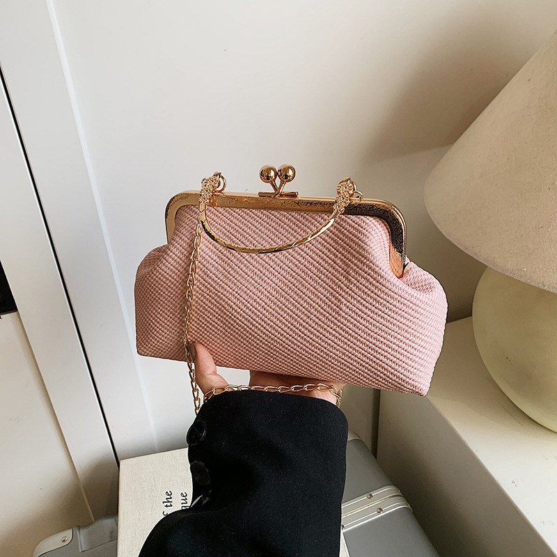 Ladies' Temperament Is Simple Fashionable Pure Color Gentle Buckle New Free Delivery Designer Bag Small Luxury Bag Bag Women's 2025 Spring C