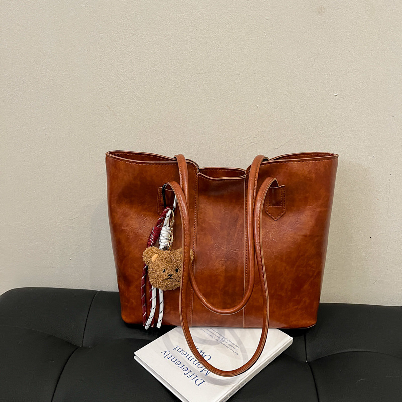 Free Delivery Designer Bag End Temperament Commuting Large Capacity For Women 2025 New Autumn And Winter Light Shoulder Casual Tote Luxury Bag