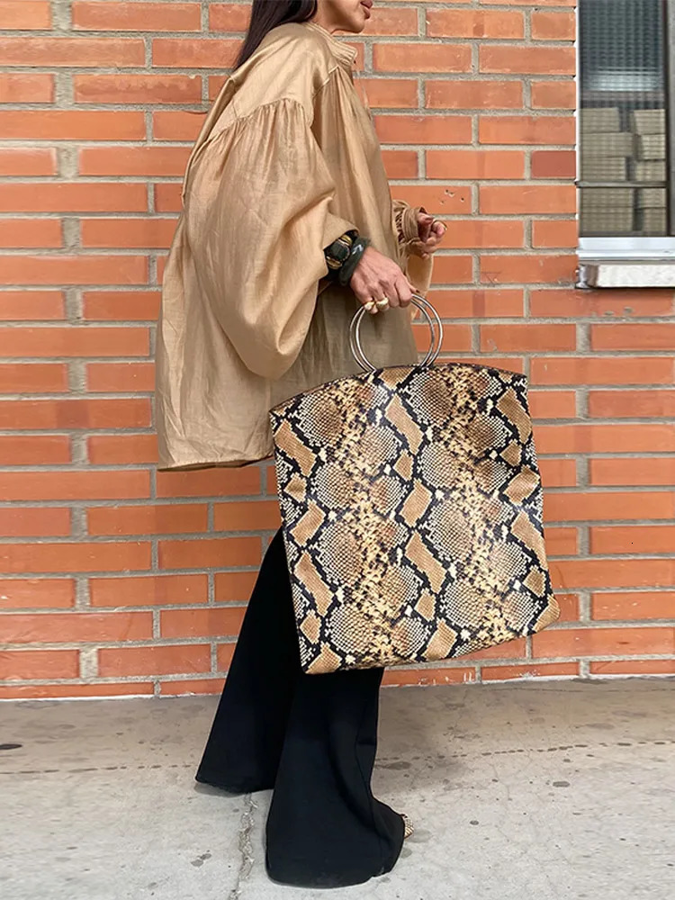 Casual Loose Brown Shirts Womens Spring Lapel Long Sleeve Oversize Blouse Top Streetwear Female Solid Shirts Top 2025 250513