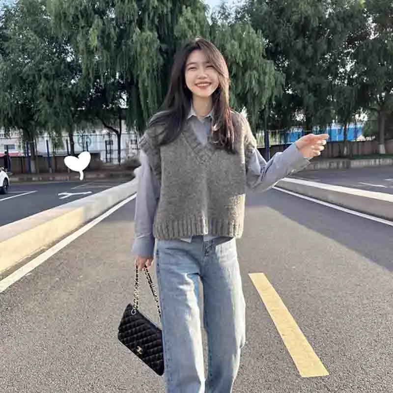 Fashion Korean Gray Sleeveless Elegant Knitted Womens Sweater Vest Sweet Solid Casual V Neck Tank Top Spring Autumn 9702 250506