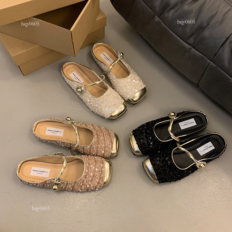 Top brand high-quality designer new flat bottomed French women's shoes, new summer cool slippers, small fragrance, headband half slippers fashion