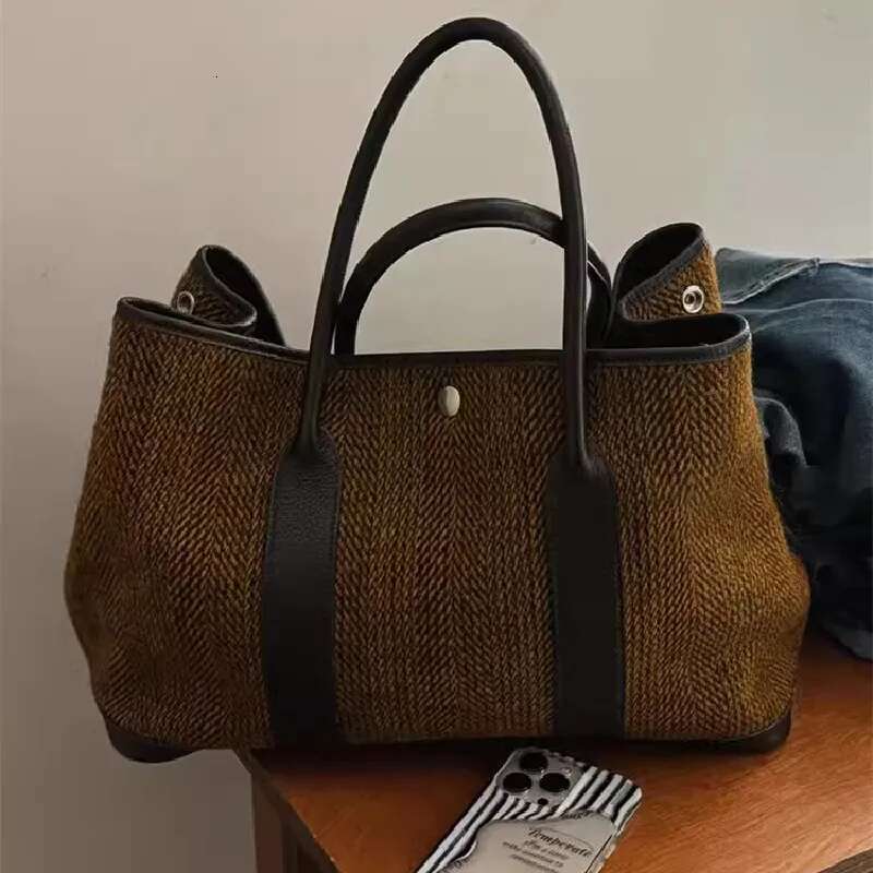Vintage Woolen Tote Bag Maillard Women Handbags Casual and Fashion Large Capacity Autumn Winter Shopper Purses