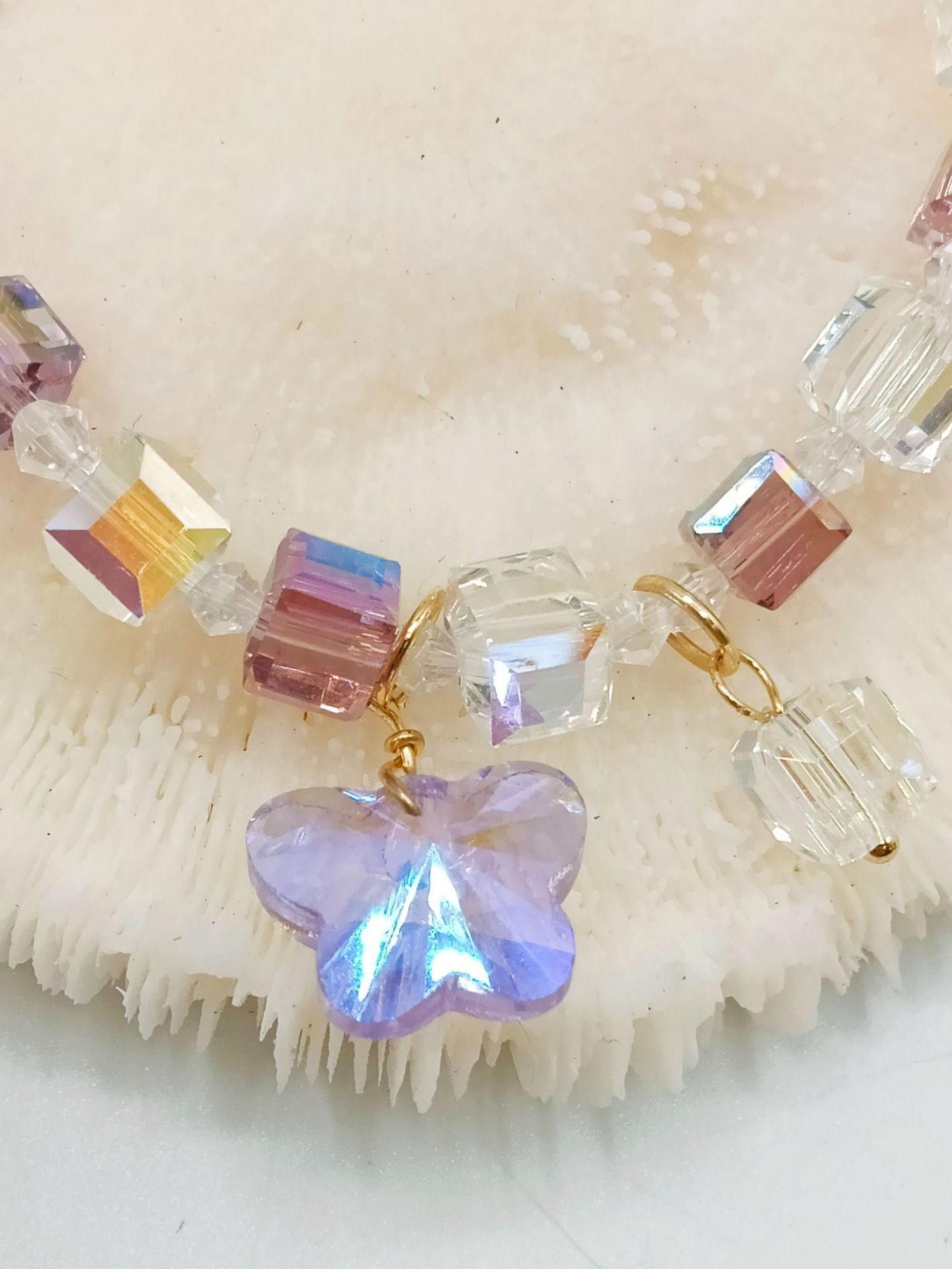 Simple fashionable square sugar white transparent crystal bracelet for girls to wear as a gift, live streaming accessories, and bracelets