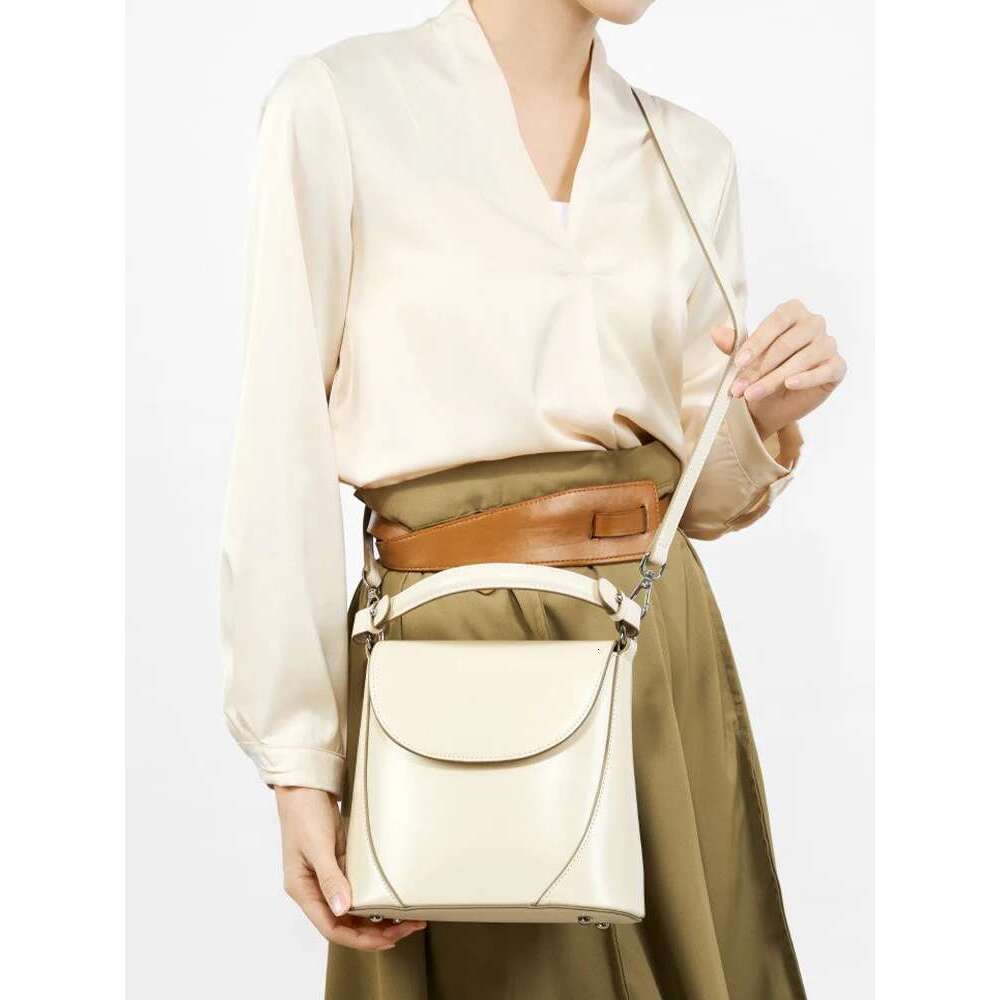 Zency Elegant Beige Handbag Ladies Noble Genuine Leather Shoulder Cross Body French Style Girls Small Phone Bag With Card Slot